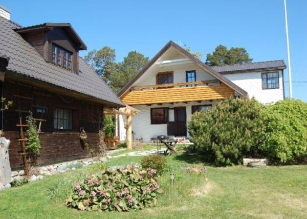 Bed and Breakfast Laane Pansion Кясму Экстерьер фото